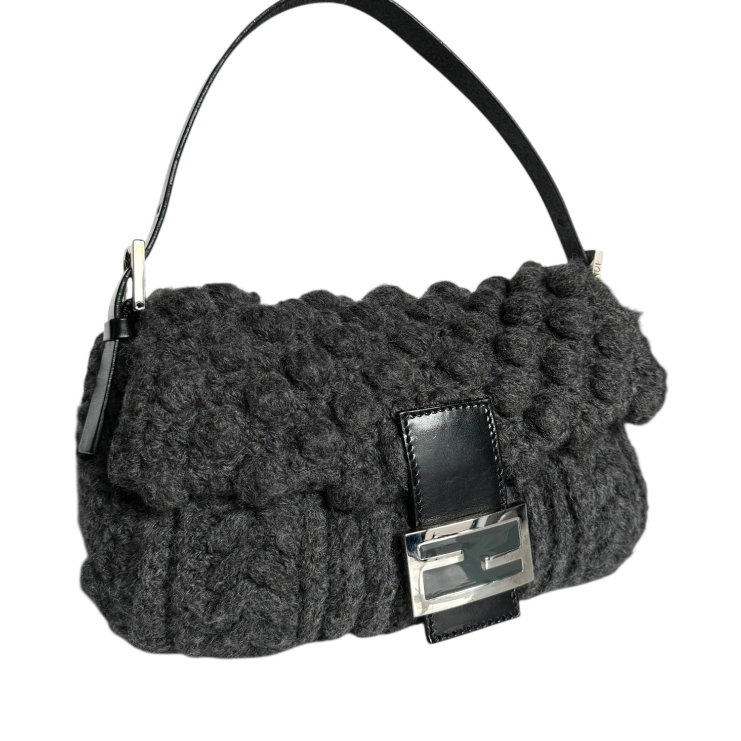 Fendi Knit Wool Shoulder Baguette Bag in Grey / Black / Silver - Image 2